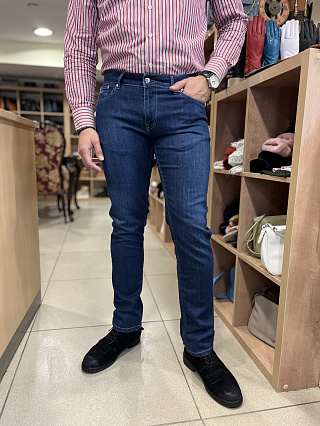 Джинсы Regular Fit фото