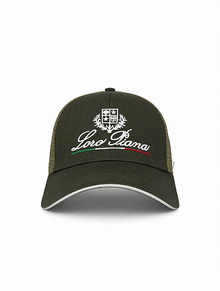 Бейсболка Loro Piana в стиле trucker cap, оливковая, с вышитым логотипом, гербом и акцентной полосой в цветах итальянского флага фото
