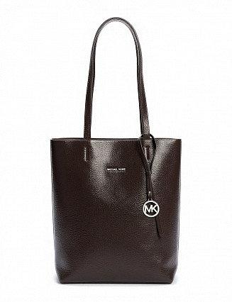Женская сумка Michael Kors, цвет тёмно‑коричневый, из фактурной зернистой кожи, лаконичный дизайн, две длинные ручки, металлический брелок с логотипом MK фото